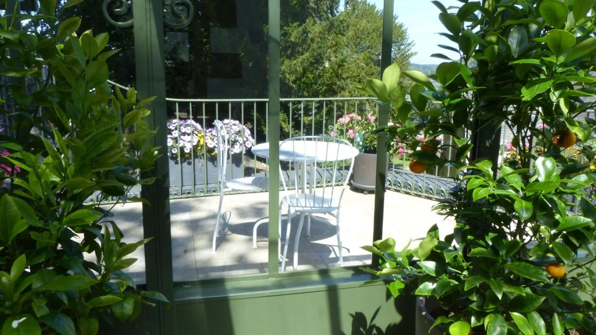 Bed & Breakfast Demeure Des Tilleuls Locquenole Frankrike